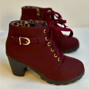 New Chunky Heel Side Zipper Lace Up Burgundy Ankle Boots / Sz 8